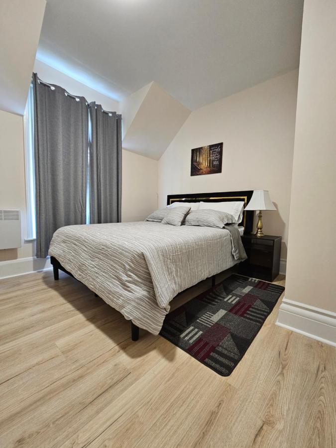 سمرسايد Sunflower Guest Suites المظهر الخارجي الصورة
