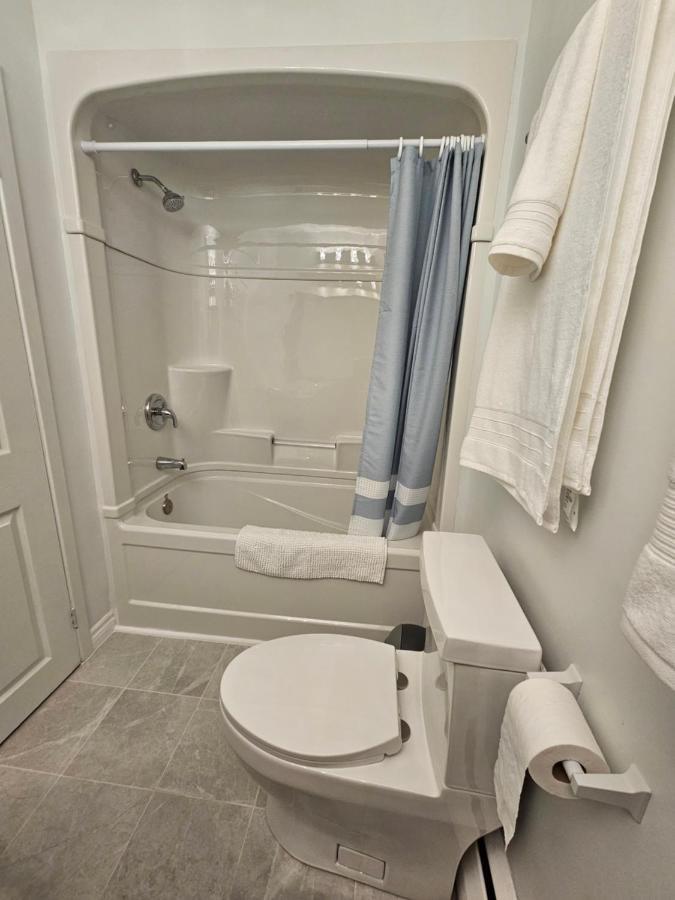 سمرسايد Sunflower Guest Suites المظهر الخارجي الصورة